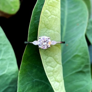 Igi แหวนเพชรกลมสำหรับงานแต่งงานและงานหมั้นแหวนทอง14K สำหรับใส่ในแล็บ - Product Image 5