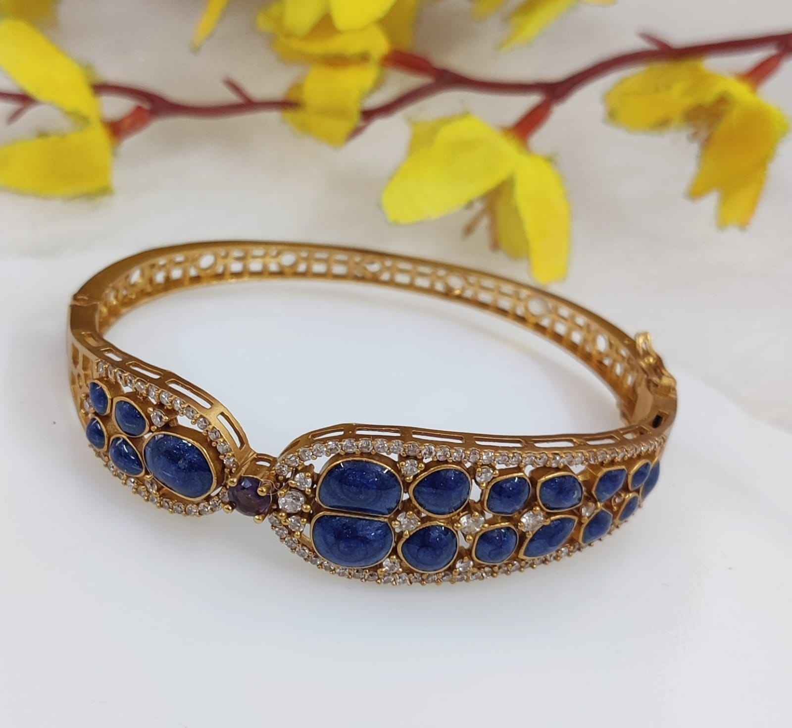 สีน้ำเงินเข้ม