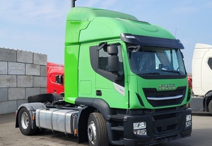 Tracteur Super Propre 2015 d'occasion pour Stralis AT440S46TZ 4x4 avec transmission automatique >450ch, capacité de charge 31-40T - Product Image 2