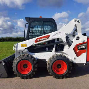 Chargeuse compacte Bobcat S530 d'occasion, machine de construction compacte, haute performance, équipement fiable et durable, prix avantageux - Product Image 1