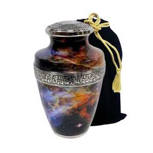 Grandes urnes d'ange faites à la main pour cendres humaines Accessoires funéraires Fabricant et exportateur de crémation d'urne en aluminium d'Inde - Product Image 1