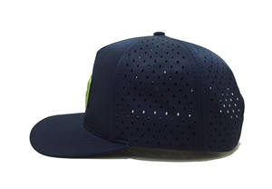 ผ้ากันน้ำขายส่ง พีวีซี 3 มิติ โลโก้ยาง ฉลุรูระบายอากาศ หมวกทรงเฟล็กซ์ฟิต พร้อมเทปด้านในและป้ายทอ - Product Image 2