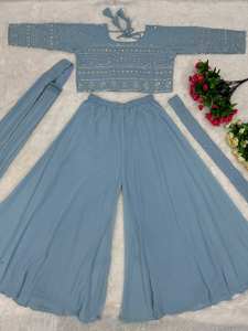 Top en velours de viscose épais de qualité supérieure pour vêtements de fête de nouveaux créateurs avec un ensemble Sharara élégant pour des occasions élégantes - Product Image 4