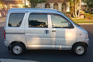 Gran Oferta, ¡Aprovecha!...2000 Daihatsu Hijet Cargo Twin Cam Listo para Enviar - Product Image 3