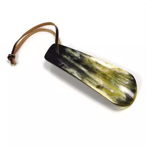 Cuerno real hecho Calzador largo Artesanía natural La mejor calidad Fácil de usar Zapato Calzador de vaca Calzador por Artesanías de media luna - Product Image 3