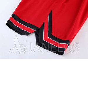 Conjunto de entrenamiento de baloncesto con tu logotipo bordado, chaleco y pantalones cortos con diseño personalizado por sublimación - Product Image 2