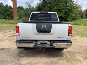 Precio bajo, Nissan Titan SV 2012, auto usado en venta - Product Image 6