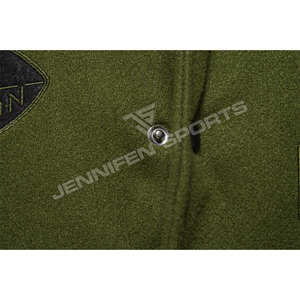 Parches de bordado Chenillie de chaqueta Varsity de alta calidad personalizados, lana de concha, Mangas de cuero, cierre de botones, forro interior acolchado - Product Image 4