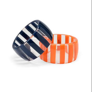 Bracelet en résine, dernier design tendance pour femmes - Product Image 1