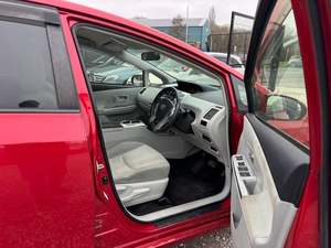 TOYOTA PRIUS USADO 2012 CON VOLANTE A LA IZQUIERDA/DERECHA - Product Image 3