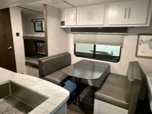 Keystone B-u-l-l-e-t C-r-o-s-s-f-i-r-e 1700B-H Usado del 2021 - Product Image 6