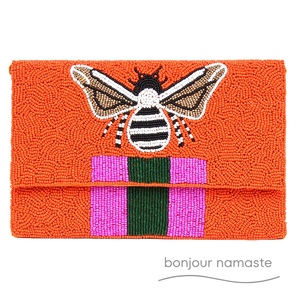 Pochette Vintage Arancione per Donna con Ricamo a Ape e Perline Verdi |   Borsa da Sera Artigianale |   Vendita all'Ingrosso di Abbigliamento Boutique di Moda - Product Image 3