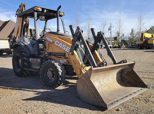Chargeuse-pelleteuse d'occasion Case 580N - Offre Spéciale |   Machinerie de construction de haute qualité |   Fournisseur en gros d'équipements lourds au prix d'usine - Product Image 2