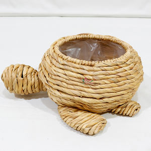 Panier de rangement naturel en forme d'animal jacinthe d'eau tortue avec doublure en plastique Organisateur écologique peu encombrant pour la décoration - Product Image 1