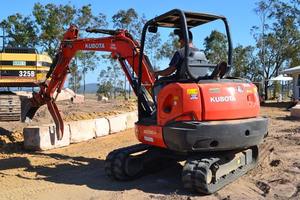 Mini excavadora con capacidad de 2 toneladas envío gratis granja China Mini para motor Kubota EPA Euro 5 componentes de núcleo de excavadora sobre orugas - Product Image 2
