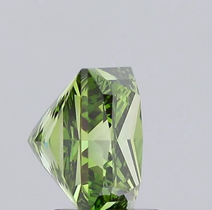 Diamant vert de laboratoire de qualité supérieure certifié IGI, taille princesse, clarté VVS2, 2,22 carats, fabriqué aux États-Unis - Product Image 5