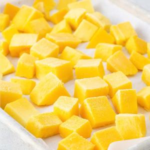 Mango Entero Congelado envasado al Vacío con Conservación de Agua, Empaque a Granel de Vietnam - Product Image 3