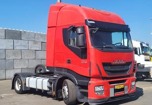 Tracteur Iveco Stralis AT440S46TZ 4x4 d'occasion 2015, super propre, avec transmission automatique de plus de 450 ch, capacité de charge de 31-40 tonnes - Product Image 2