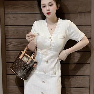 Robes lavables sexy et décontractées pour femmes avec décoration en dentelle Emballage personnalisé Prix raisonnable du fabricant vietnamien - Product Image 5