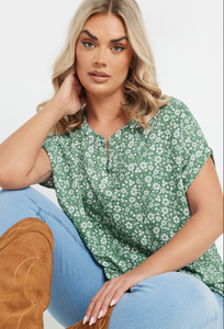 Camiseta de algodón personalizada Floral de tendencia caliente para mujeres de talla grande estilo casual de alta calidad OEM/ODM calidad al por mayor Bangladesh - Product Image 2