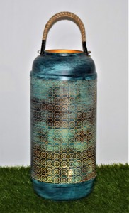 Soporte de vela de metal económico al por mayor y soporte de Navidad de farol con diseño de grabado nueva decoración del hogar - Product Image 2