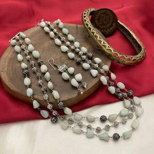 Joyería clásica de lujo con cuentas, conjunto de collar de triple capa con pendientes, perfecto para el uso diario en fiestas, conjunto de joyería con abalorio Simple - Product Image 6