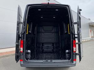 USATO 2024 MA N TGE 3.180 L3H3 4 Cilindri 2.0L Euro6d 130kW Diesel 4X2 177cv Trasmissione Automatica Guida a Sinistra - Product Image 6