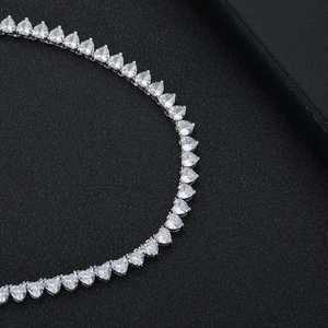 Collar de tenis de plata 925 con moissanita y circonitas, joyería hip hop con forma de corazón, cadena de tenis hip hop para mujer - Product Image 1