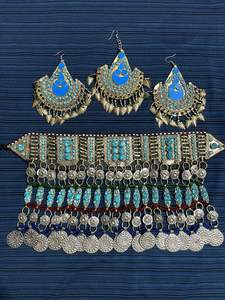 Ensemble de bijoux de collier respirant léger pour les mariages Ensembles de bijoux brodés à col complet artificiel haute performance - Product Image 3