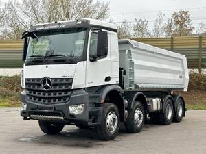 Camión Volquete Diésel Mercedes Benz AROCS 4145 8x6 Usado, Transmisión Automática, Volante a la Izquierda, 31-40T, para Transporte de Construcción - Product Image 1