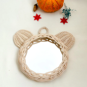Espejo Decorativo de Ratán con Forma de Oso, Decoración de Pared Infantil Tejida a Mano con Ratán Natural - Product Image 3