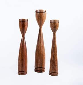 ENSEMBLE DE 3 nouveau bougeoir poli en bois de manguier de qualité supérieure dernière conception 2024 bougeoir pour la décoration d'éclairage de restaurant à la maison - Product Image 1