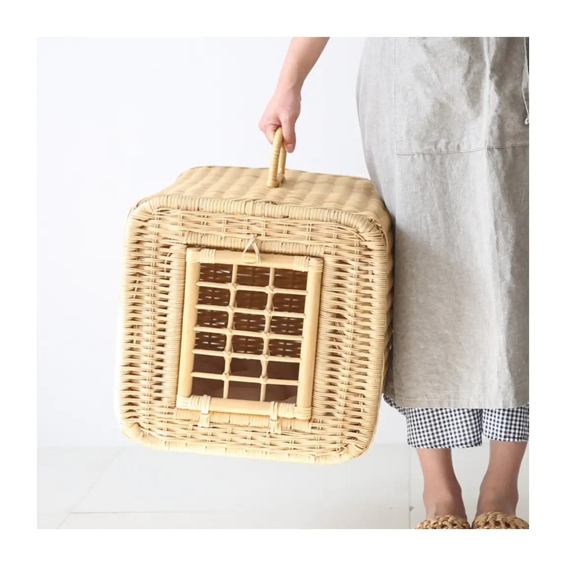 Handmade best selling rattan pet carrier pet cages wicker animal carrying bags