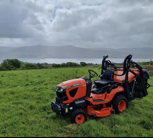 Tondeuses à gazon Kubota 4x4 GR2120 à vendre. - Product Image 3
