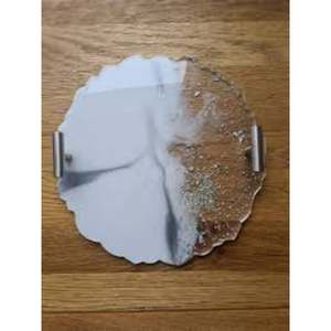 Plateau de service personnalisé en résine avec fleurs incrustées pièce unique avec forme et taille personnalisées à des prix abordables - Product Image 5