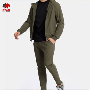 Survêtement sur mesure pour homme avec fermeture éclair, col à capuche et logo personnalisé, conception ODM OEM - Product Image 4