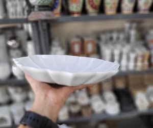 ถาดหินอ่อนสีขาวสำหรับงานฝีมือพร้อมดีไซน์รูปใบไม้สวยงาม - Product Image 4