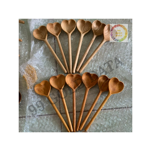 Cuchara de cocina de madera hecha a mano de madera de calidad Ideal para uso diario en cocinas rústicas o modernas - Product Image 3