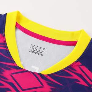 Maillot de football unisexe respirant, léger, 100 % polyester, antibactérien, écologique et à séchage rapide, de haute qualité, fabriqué au Pakistan - Product Image 2