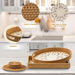 Nouvel arrivage de plateau de service en rotin de café en laque artisanale du Vietnam avec 5 sous-verres en incrustation de nacre - Product Image 5