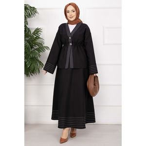 Conjunto de Chaqueta y Falda con Ribete a Rayas Negras y Decoración de Botones - Product Image 3