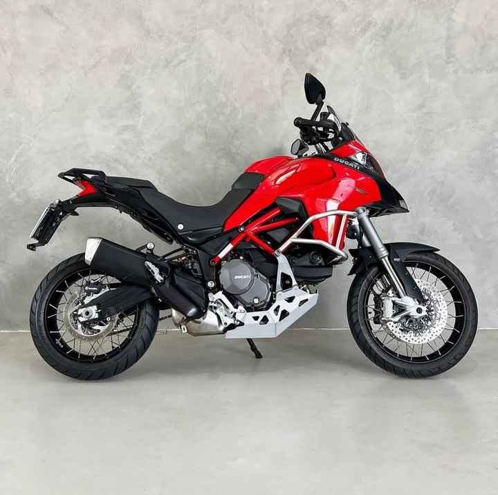 2021/2022 Ducatis Multistradas 950 S 6speed 937cc L-twin Engine Motorcycles