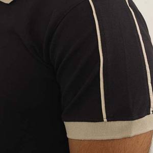 Demi-fermeture éclair pour polos avec broderie personnalisée en jersey de coton surdimensionné pour hommes de service OEM Style décontracté fabriqué au Pakistan - Product Image 4