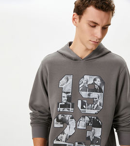 Sweat à capuche de haute qualité pour homme, décontracté, en coton et polyester, avec un design de loisirs, style brodé, fabriqué au Pakistan - Product Image 3