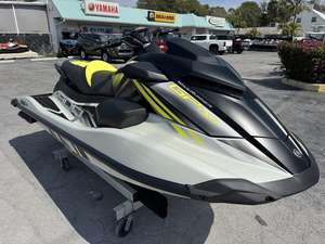 WaveRunners GPHO Yamahaz 2025 avec système audio - Product Image 4