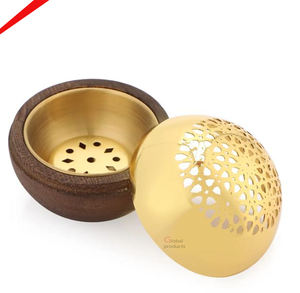 Brûleur d'encens fini doré de conception de feuille de luxe 2025 pour la décoration intérieure - Product Image 2