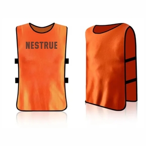 Chalecos de Entrenamiento de Fútbol Personalizados al por Mayor, Chalecos de Equipo de Alta Calidad y Económicos para Hombres y Mujeres, Diseño Personalizado de Fútbol - Product Image 3