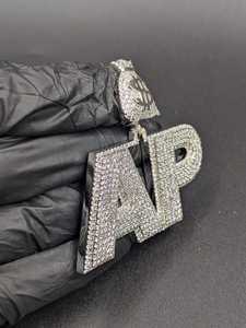 Colgante de Letra Personalizado de Moissanita AP con Colgante de Bolsa de Dinero, Diamante de Corte Redondo Estilo Hip Hop, Plata 925, Joyería Fina, Colgantes y Dijes - Product Image 3