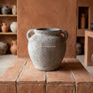 Vase en céramique artisanale rustique gris Curales avec poignée, pot décoratif de table, urne 25x26cm, vente en gros - Product Image 6