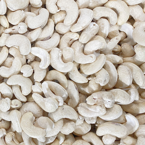 Offre Spéciale noix de cajou bon marché au Vietnam noix de cajou grillées salées avec peau noix de cajou A240 taille de coupe personnalisée Santigo - Product Image 1